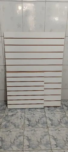Painel canaletado