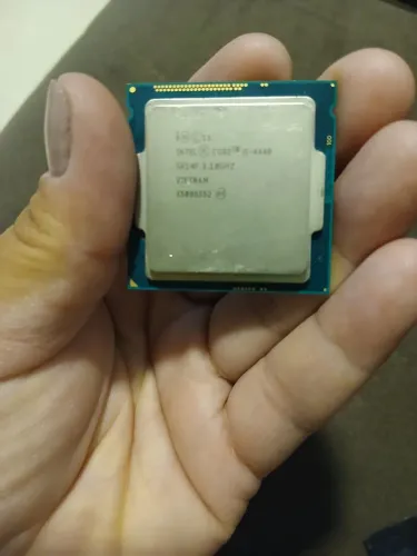 Processador Intel Core i5-4440 de 4ª geração.