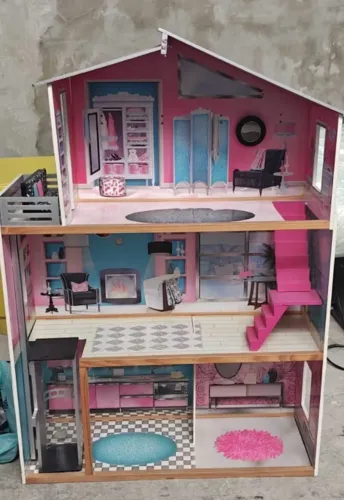 ? Casinha de Boneca de Madeira 3 Andares com Escada - Linda!