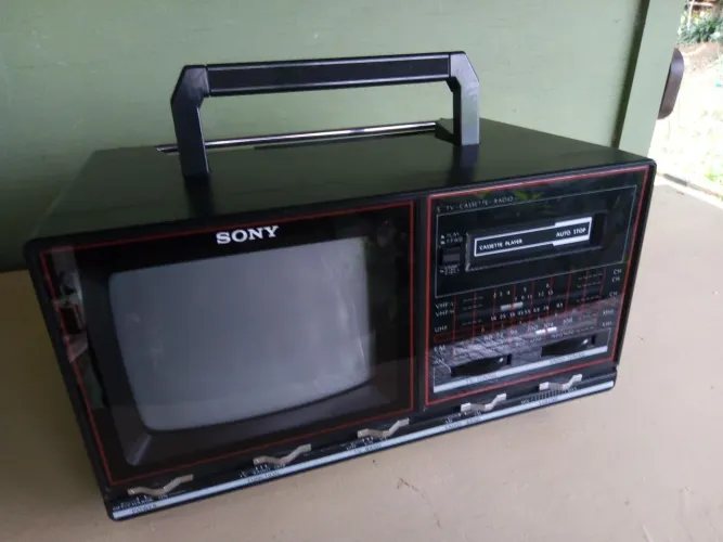 Tv 5P / rádio / toca fitas