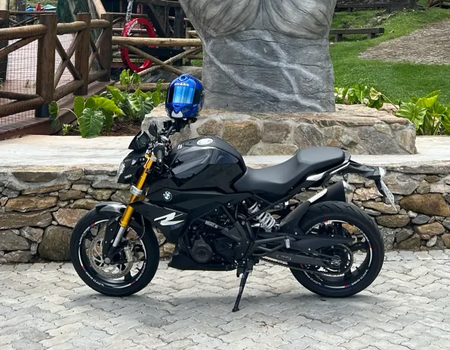 BMW G 310 R 25/26