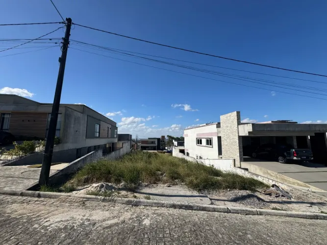 LOTE A VENDA CONDOMÍNIO BELLEVUE