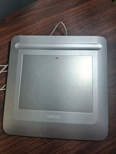 Mesa digitalizadora wacom bamboo one