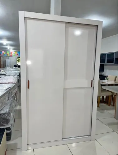 Guarda roupa Espanha branco