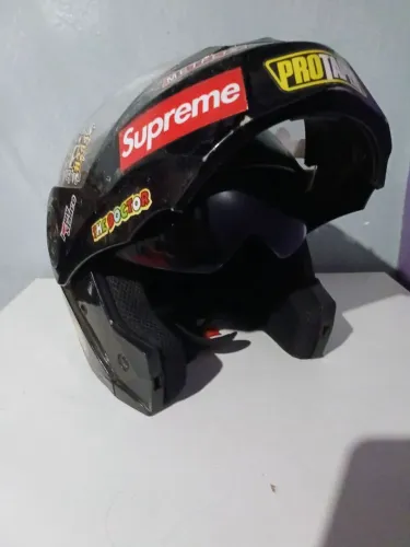 Capacete robocop T60