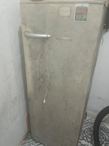Geladeira eletrolux