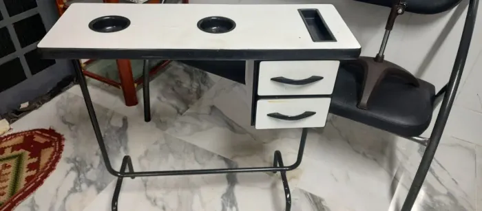 Mesa para manicure