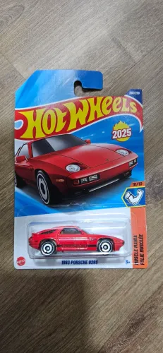 Hotwheels porsche 928