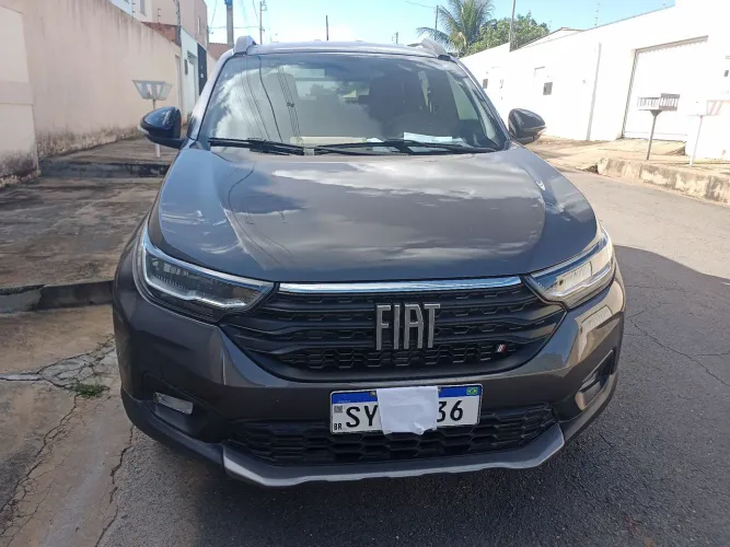 Fiat Strada Volcano 1.3 Flex 8V CD 2024