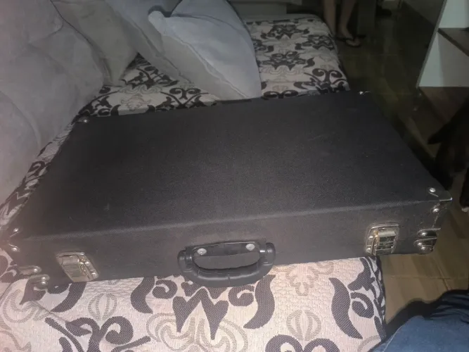 Pedaleira guitarra Boss GT 100 acompanha Case 