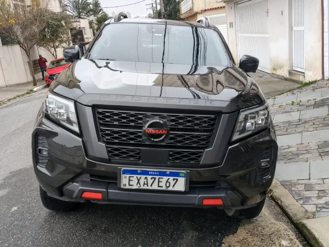 Nissan Frontier Pro4x CD 4X4 2.3 Bi-TB Die. AUT 2023