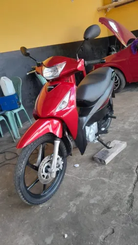 Vendo ou troco biz 125 2010 completa