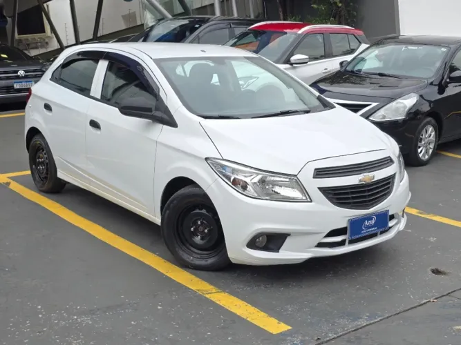 Chevrolet Onix JOY Hatch 1.0 8V Flex Mec. 4P 2018