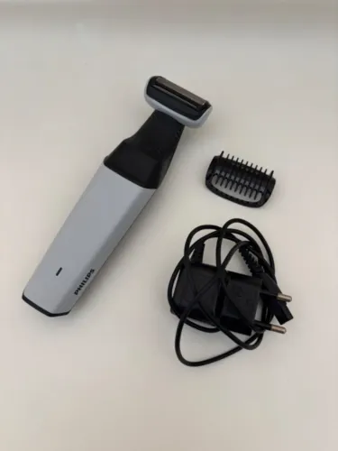Aparador de Pelos Philips Bodygroom Series 3000 em bom estado
