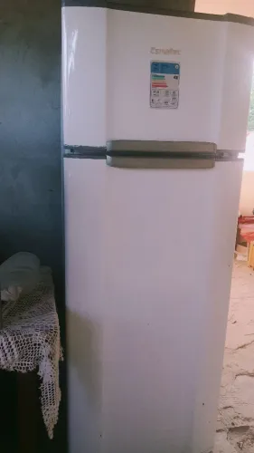 Geladeira Esmaltec 306 Litros Super Econômica (Duas Portas)