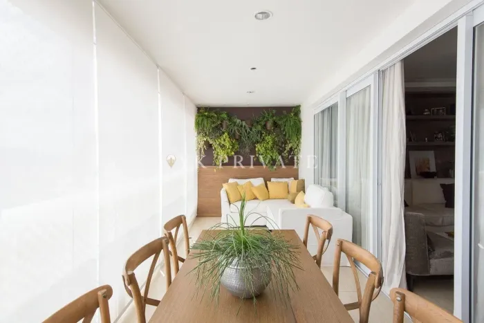 Apartamento a venda/ Vila Romana/ 126m²/ 3 suítes/ 3 vagas/ Quadra de tênis / piscina cobe