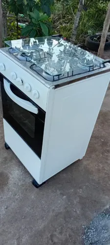 Fogão 4 bocas funcionando tudo perfeitamente