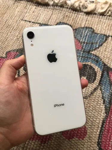iPhone XR 64GB