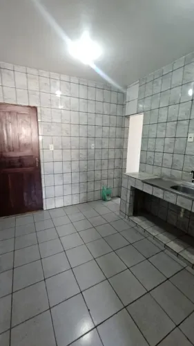 APTO NO RES. COLUMBIA DE 98 METROS, 3 QUARTOS É 1 BANHEIRO