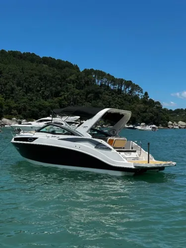 Lancha Focker 275 2016 - Motor Mercruiser 5.7 300 HP, Carreta Rodoencalhe e itens novos