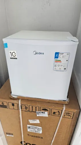 FRIGOBAR MIDEA 45 L NOVO 1 ANO DE GARANTIA ENTREGA GRÁTIS EM PELOTAS E ARREDORES