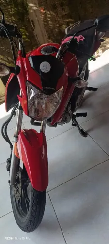 Moto Titan 160