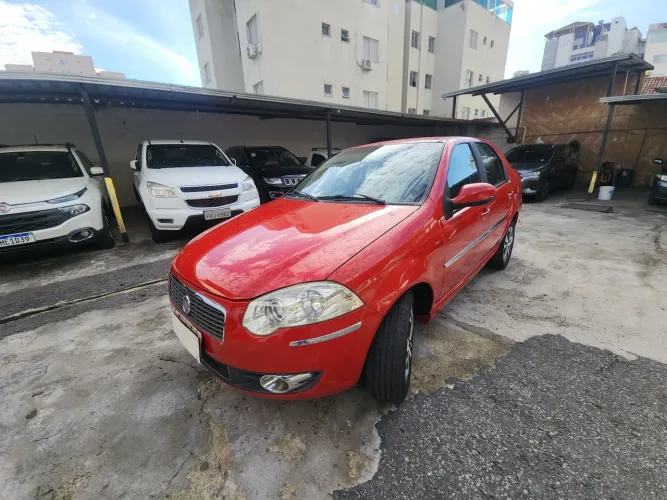 Fiat Siena Essence Dualogic 1.6 Flex 16V 4P 2012