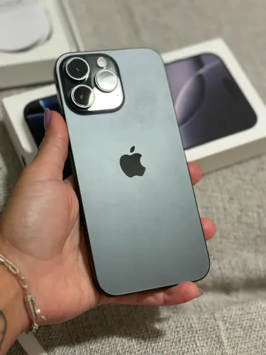 iPhone 16 pro max 512gb chip físico+ Esim raridade