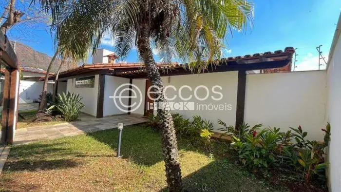 Casa à venda, 4 quartos, 2 suítes, 4 vagas, Mangabeiras - Belo Horizonte/MG