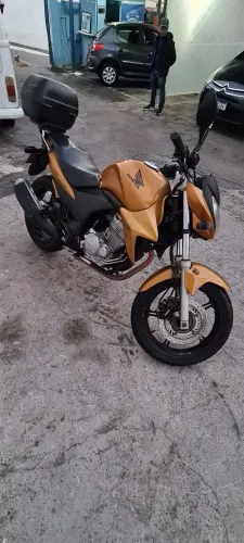 CB 300 