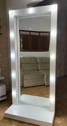 Espelho Camarim Grande com Base em MDF 2,0m x 0,90m com 11 Lâmpadas LED