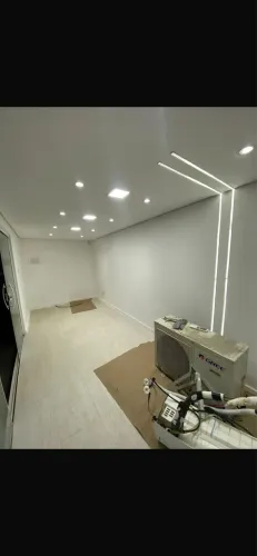 Container para ponto comercial (sorveteria loja de roupa)