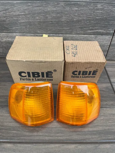 Par Pisca Seta Âmbar Gol Quadrado 91/95 Original Cibié