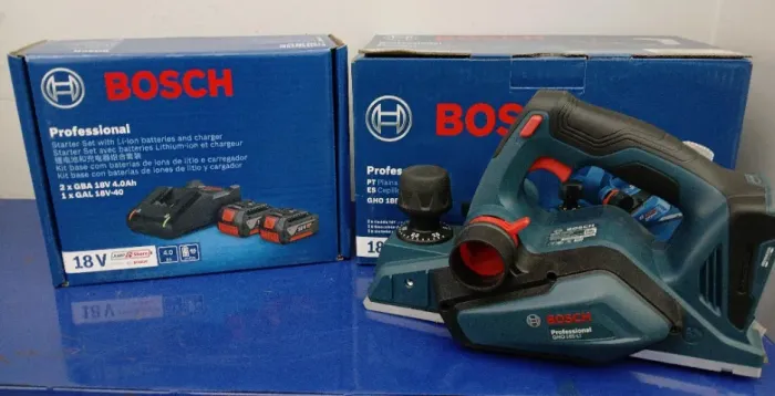 Plaina à bateria Bosch GHO 185-LI 18V Brushless