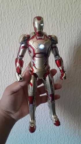 Homem de ferro mark 42 1/7 (26cm) tipo hot toys