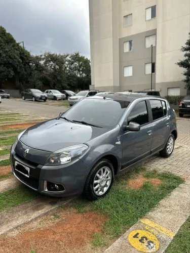 Renault Sandero Privilège Hi-flex 1.6 16V 5P AUT 2014