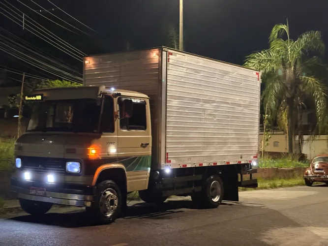 Caminhão M. Benz 708 TOPP DUVIDO IGUAL doc 2026 pago