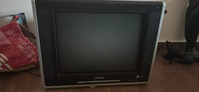 Vendo tv Phillips , 20 polegadas 