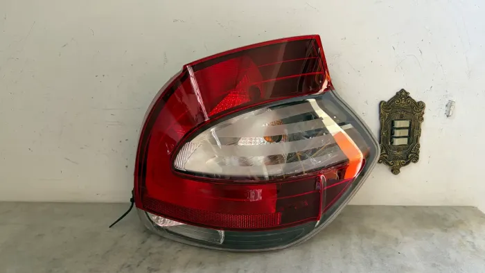 Lanterna Mobi 2016/2026 nova original direita 
