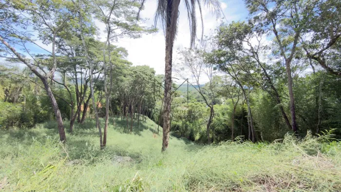 CONDOMÍNIO QUINTAS DAS ESMERALDAS - Terreno à venda no bairro Condomínio Quintas das Esmer