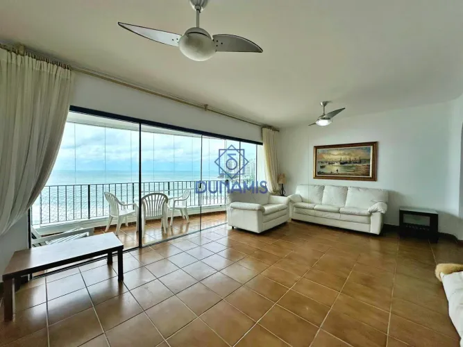 Apartamento andar alto frente total na praia das Astúrias