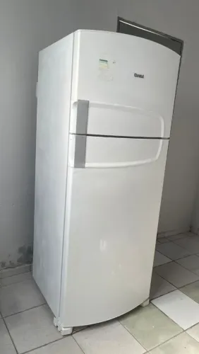 Geladeira Consul/ 450 litros/ funciona perfeitamente.