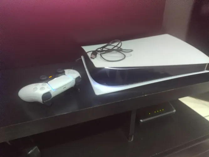 PS5 semi novo digital