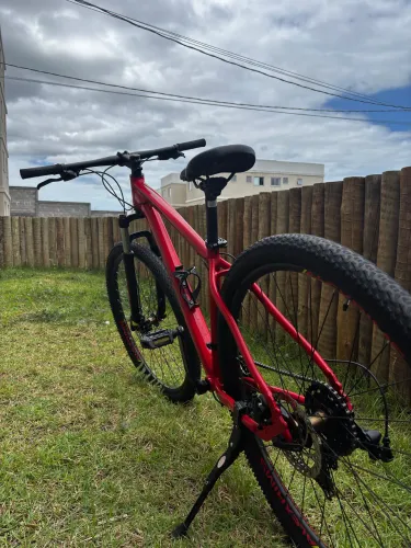 Bicicleta OGGI Hacker, aro 29