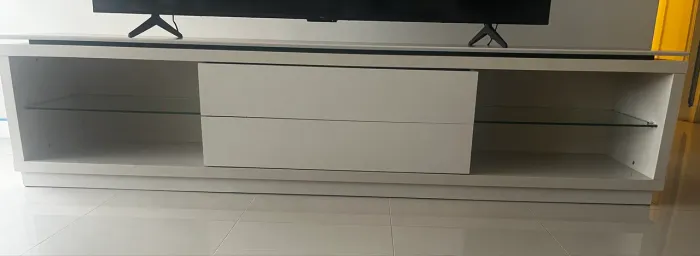 Vendo rack para sala de estar. 