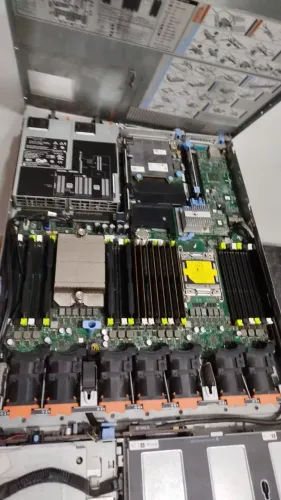 Servidor Dell R620