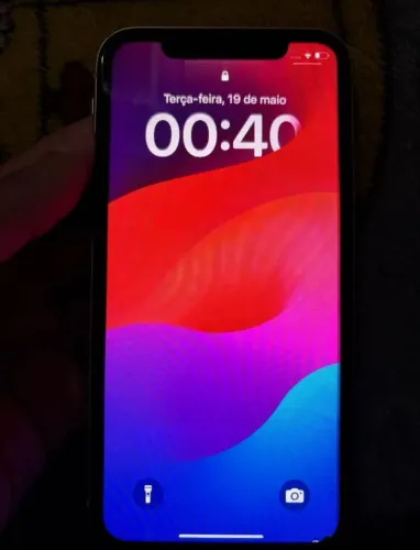 iPhone 11 com defeito 