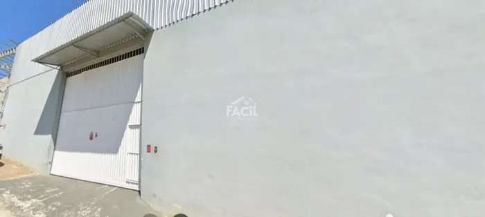Galpão para Locação em Nova Valverde, Cariacica - 1100m²