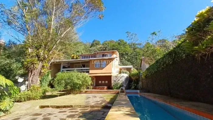 Casa com 4 dormitórios para alugar, 400 m² por R$ 10.750,00/mês - Alto - Teresópolis/RJ