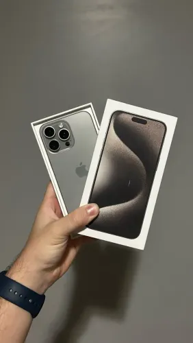 iPhone 15 Pro Max